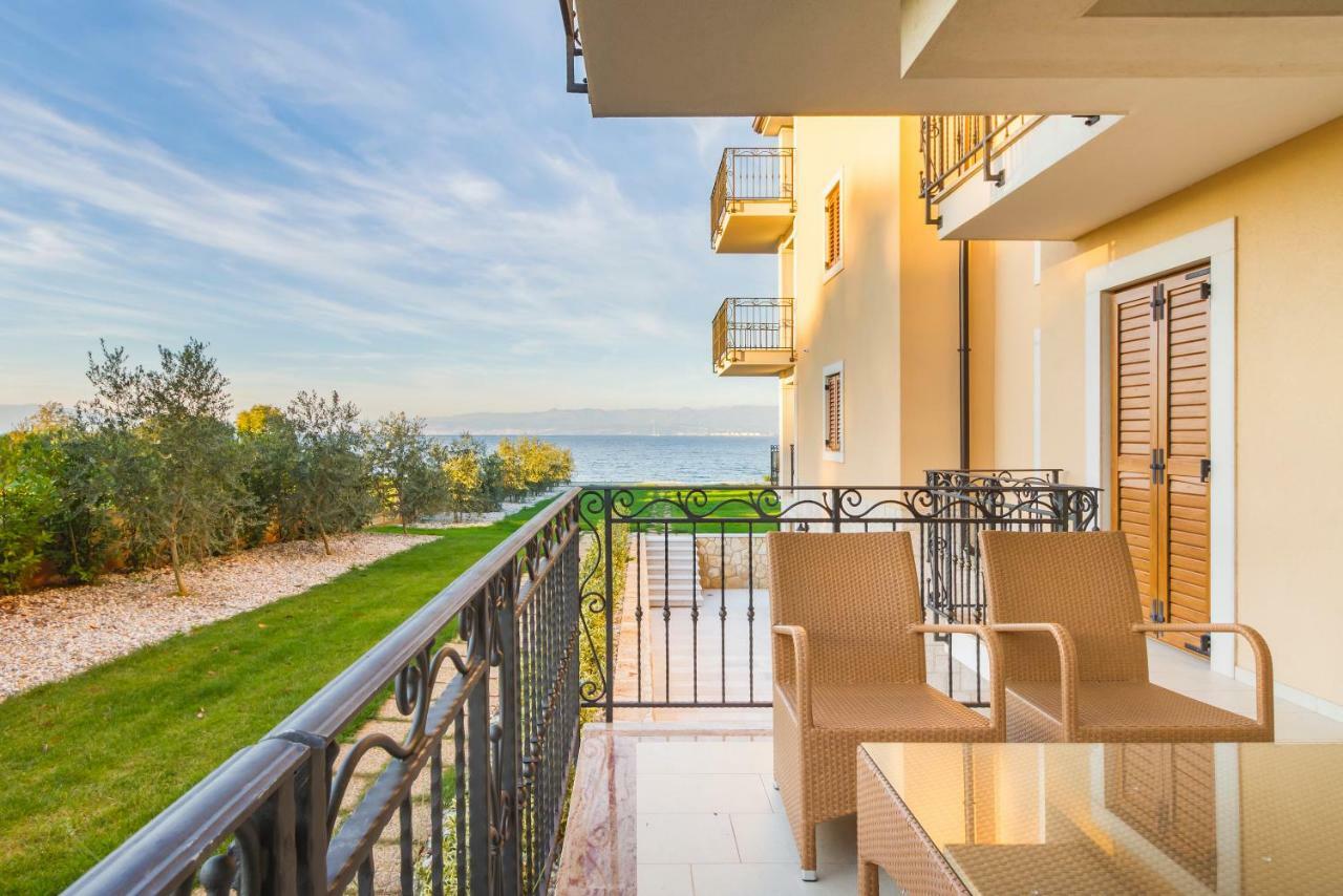 Luxury Apartments Villa Matea 1 Малинска Екстериор снимка