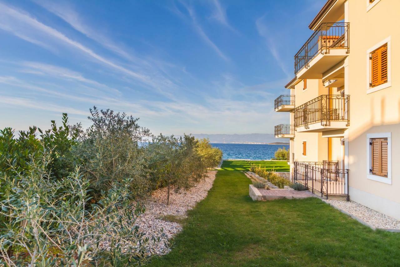 Luxury Apartments Villa Matea 1 Малинска Екстериор снимка